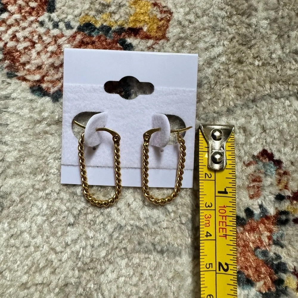 Small twist hoop Earrings gold plated